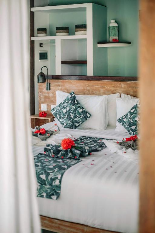 Segara Lombok Beach Resort - 13