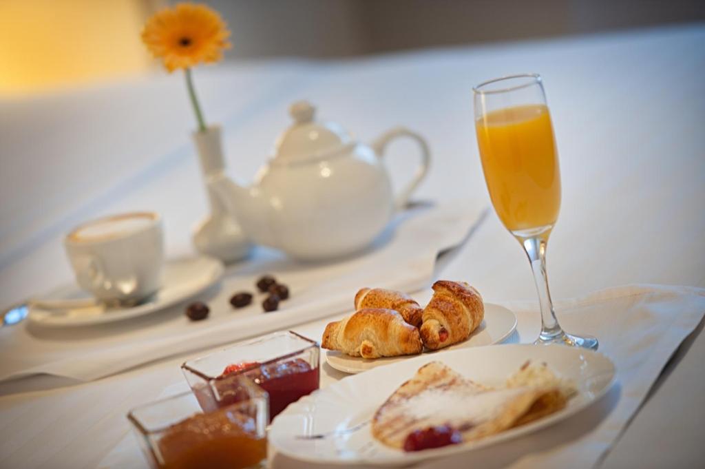 Hotel Suite Home Prague - Resim 34