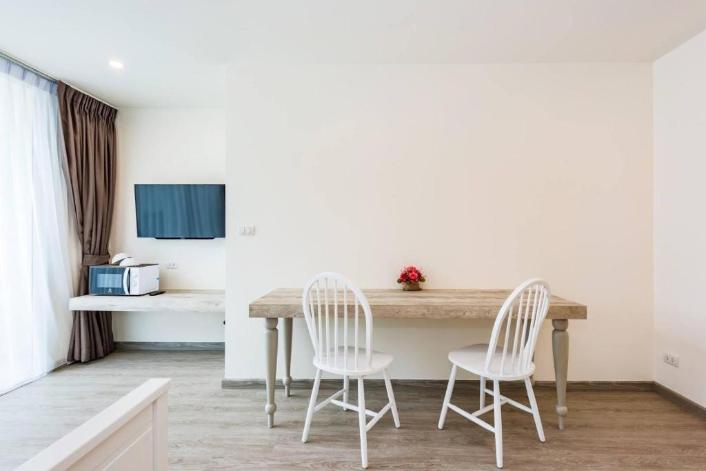 LullaBella Hotel Patong - Resim 10