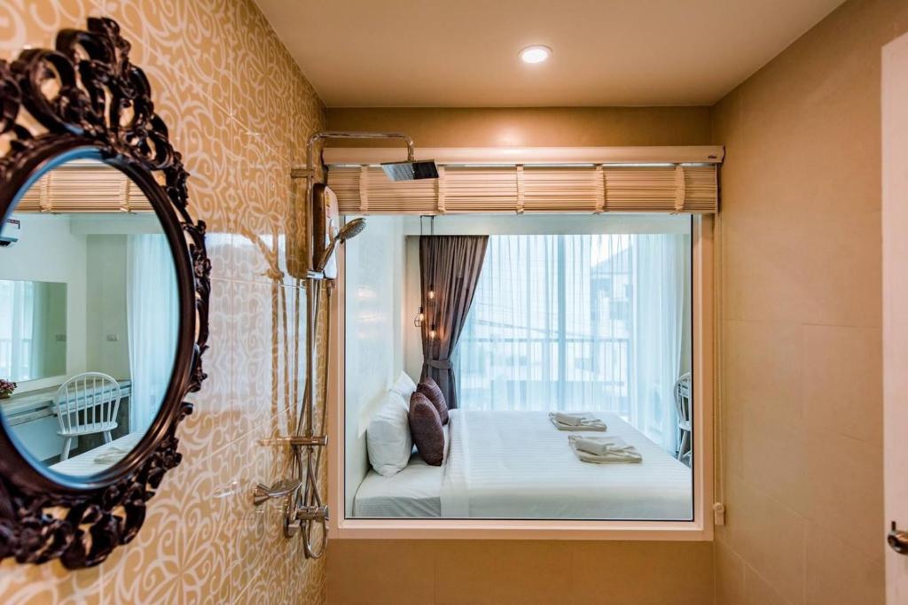 LullaBella Hotel Patong - Resim 13