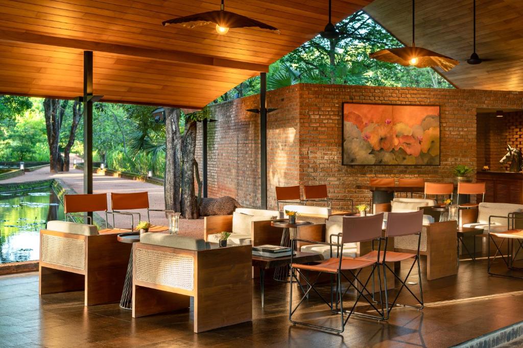 Restaurace v ubytování Taru Villas Maia - Habarana