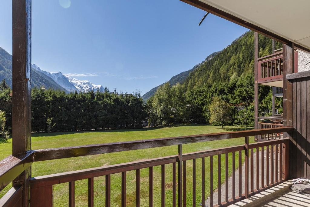 Zdjęcie z galerii obiektu Résidence Grands Montets 221 ski in-ski out - Happy Rentals w Chamonix-Mont-Blanc