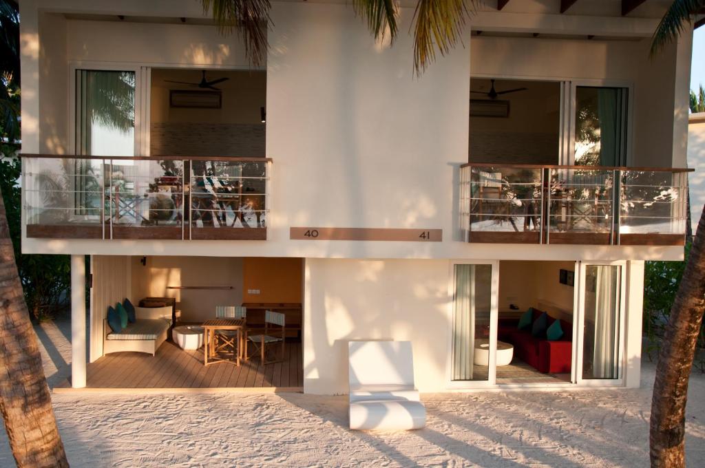 Балкон или терраса в Holiday Inn Resort Kandooma Maldives - Kids Stay & Eat Free and DIVE FREE for Certified Divers for a minimum 3 nights stay