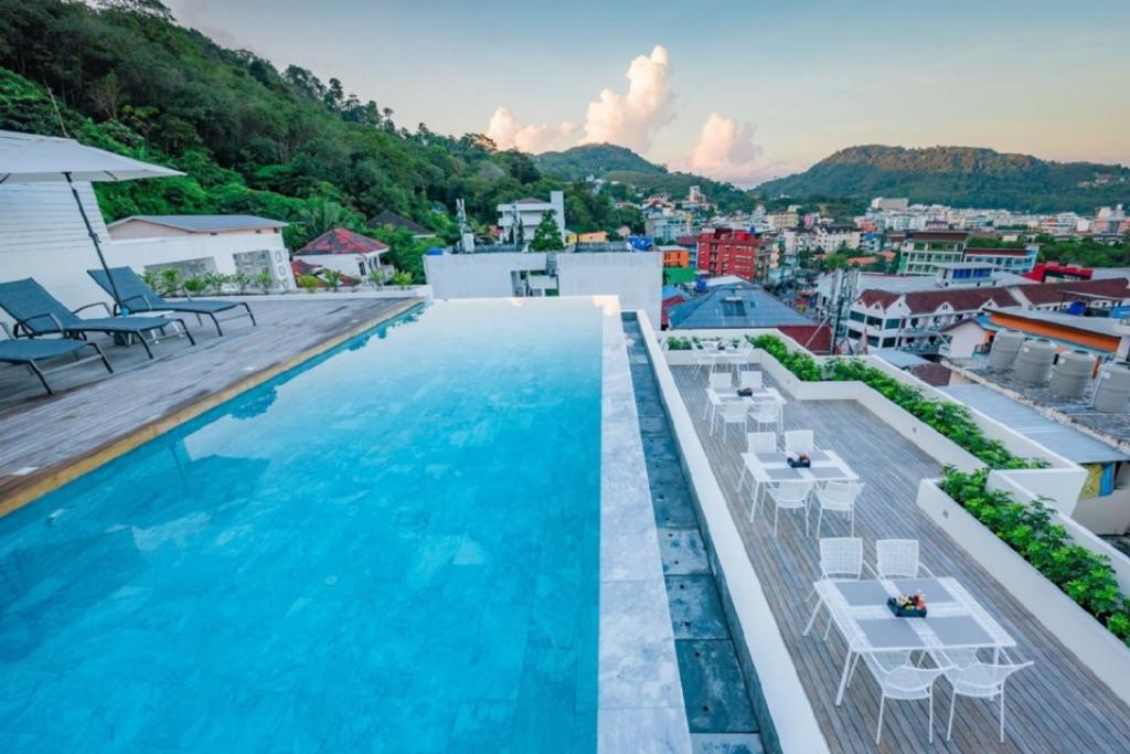 LullaBella Hotel Patong - Resim 25