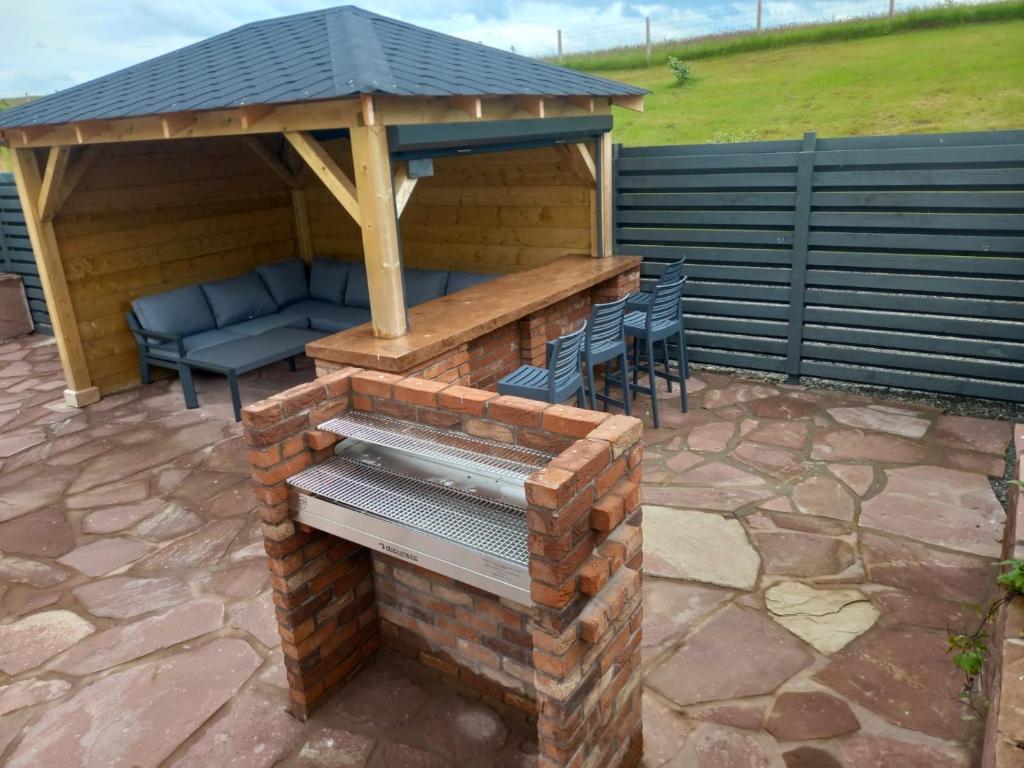 Fotografie z fotogalerie ubytování Westertonhill Lodge 5 Newbuild with Hot Tub Option v destinaci Balloch