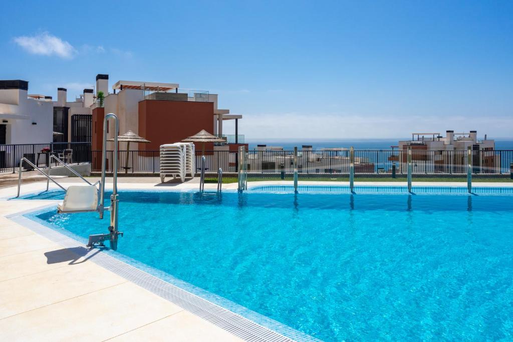 Bazén v ubytování Fantastic poolfront apartment in Middel Views by Costarentals - Ref 161 nebo v jeho okolí