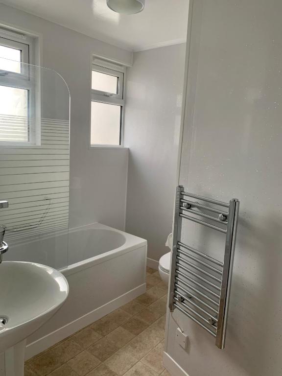 Koupelna v ubytování Sarum Apart-Hotel