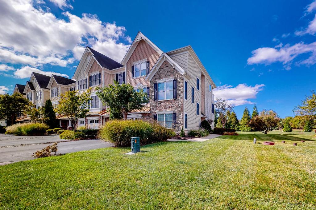 Grande at Canal Pointe Condos 37307 Trent Court, Rehoboth Beach