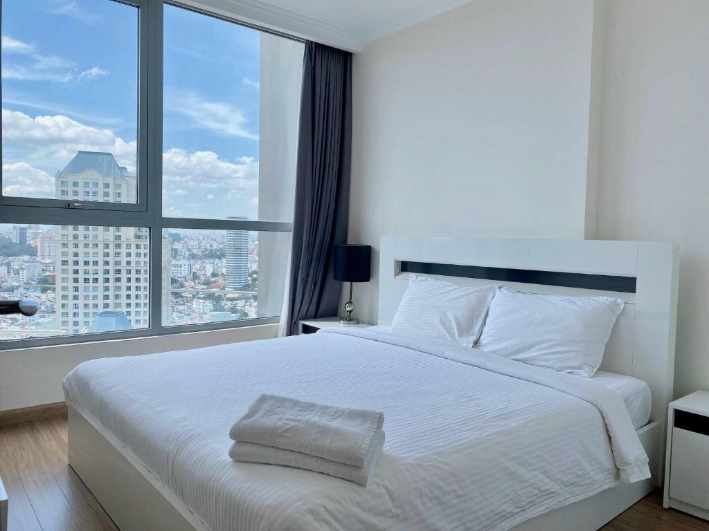 Vinhomes Luxury Elly’s Apartment, Ho Chi Minh City (updated prices 2024)