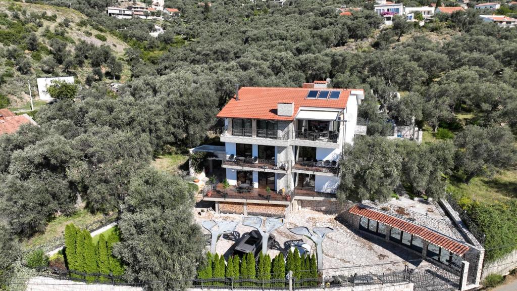 an aerial view of a house with a red roof at Apartments Villa St. Bar in Bar