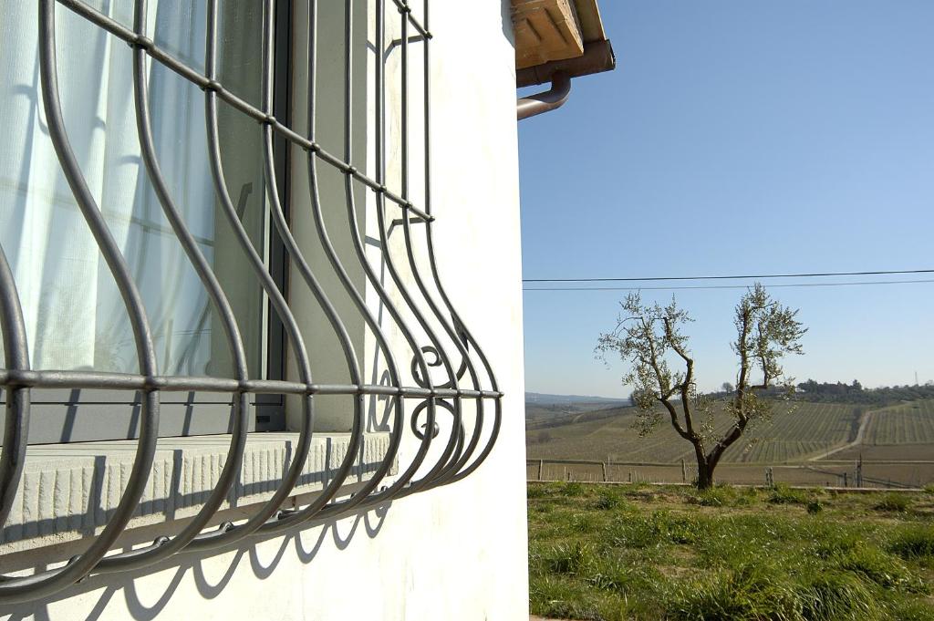 A balcony or terrace at Agriturismo Spazzavento