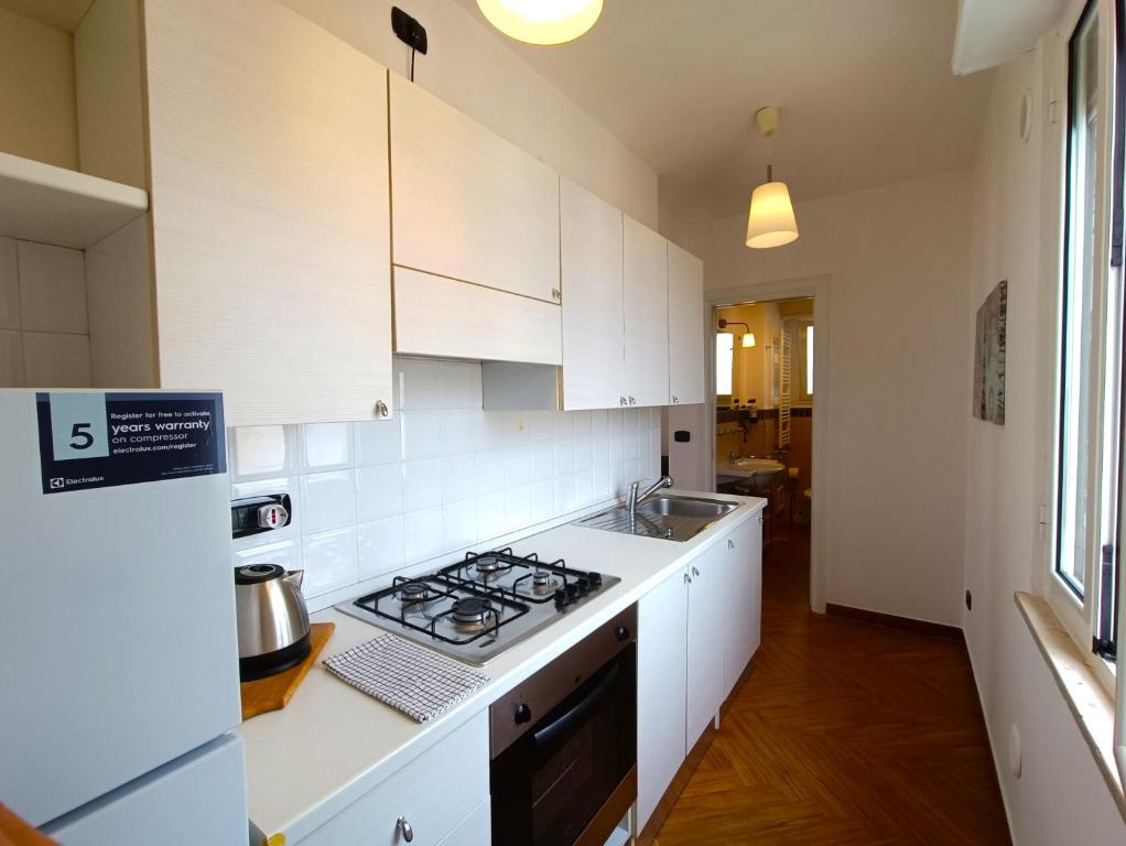 Kuchyňa alebo kuchynka v ubytovaní Good Vibes Apartment