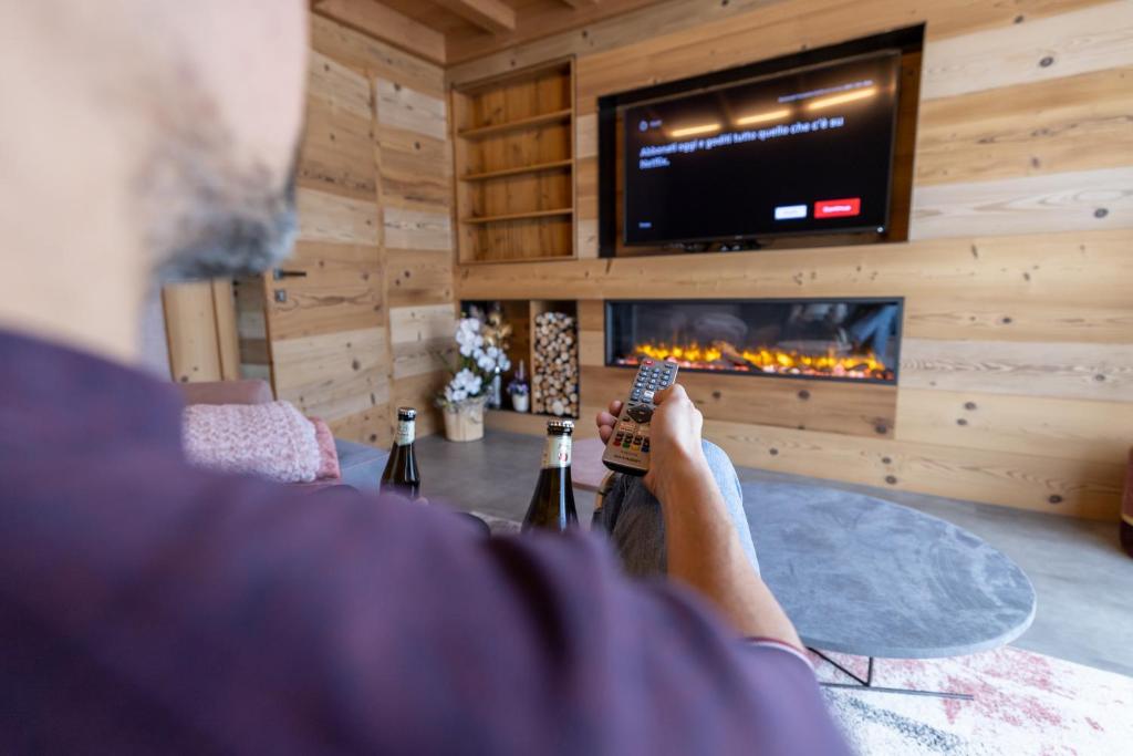 Μια τηλεόραση ή/και κέντρο ψυχαγωγίας στο Chalet Imbosc'chè