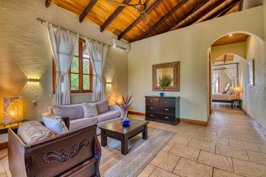 El Castillo Luxury Boutique Hotel- - 少年套房与海景