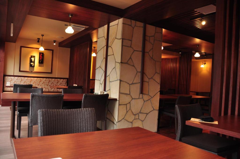 Restaurace v ubytování こんぴら温泉 貸切湯の宿 ことね