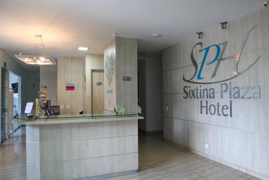 Vstupní hala nebo recepce v ubytování Hotel Sixtina Plaza Medellin