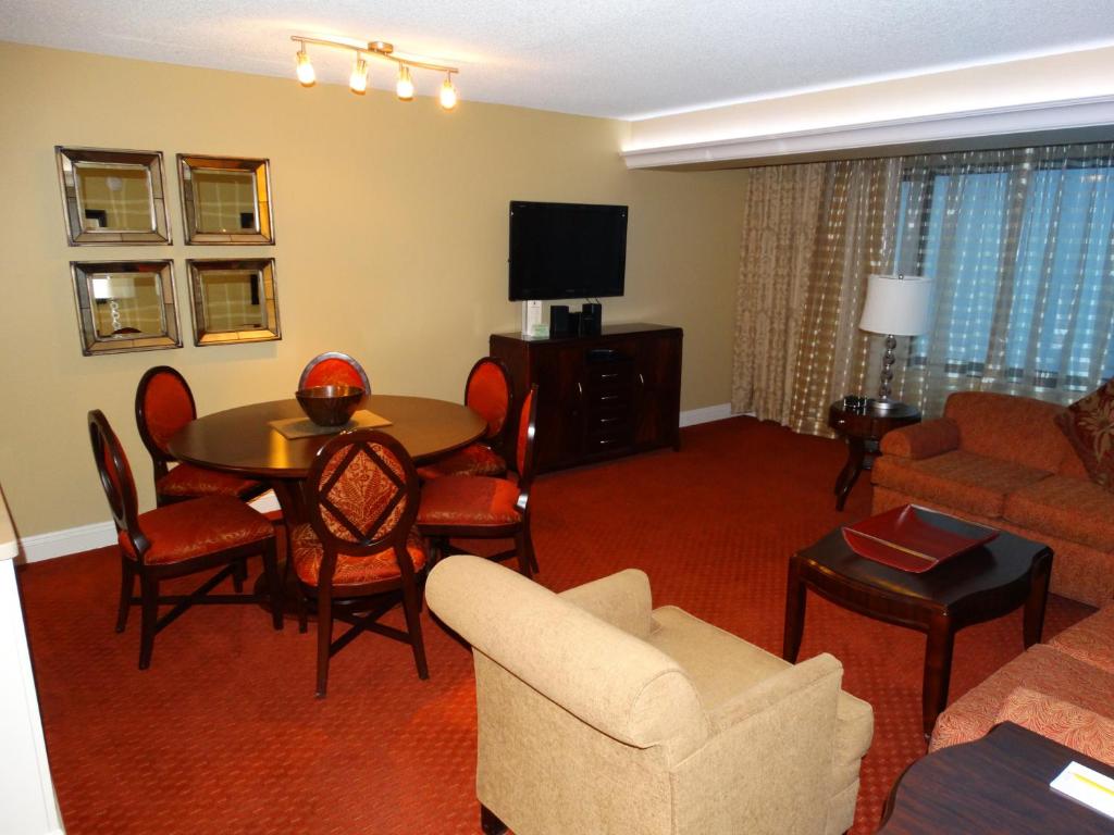 Suites at Jockey Club (No Resort Fee), Las Vegas – Updated 2023 Prices