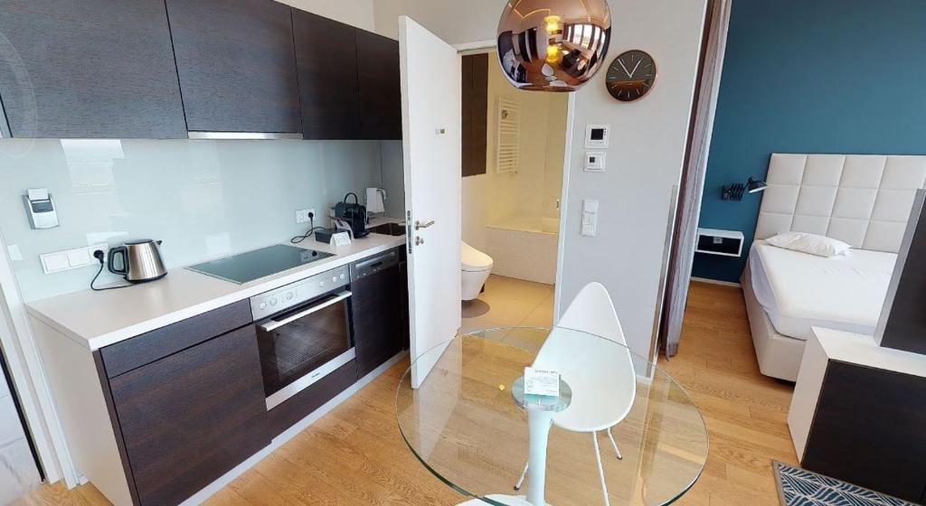 Kuchnia lub aneks kuchenny w obiekcie Key Residences Vienna