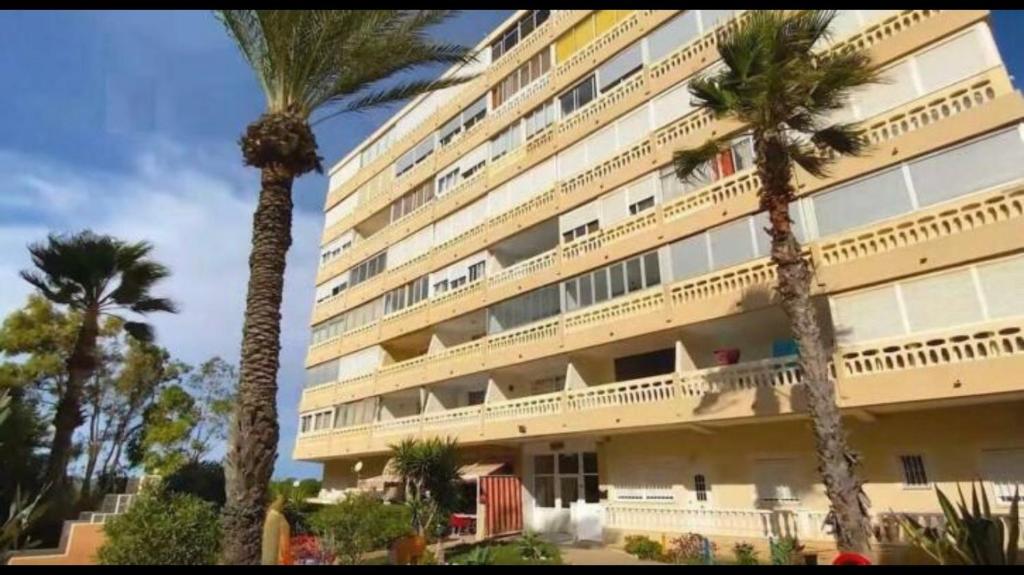 Budynek, w którym mieści się apartament
