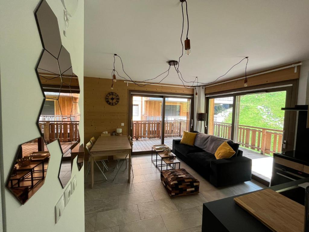 Posezení v ubytování Châtel - Appartement 4-6 personnes - Les Châlets des Freinets C203