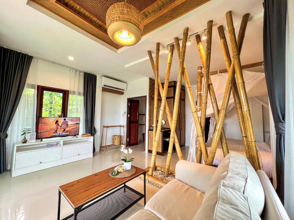 Baan Phuvara Retreat - Romantic Jacuzzi Mountain View Villas - 6