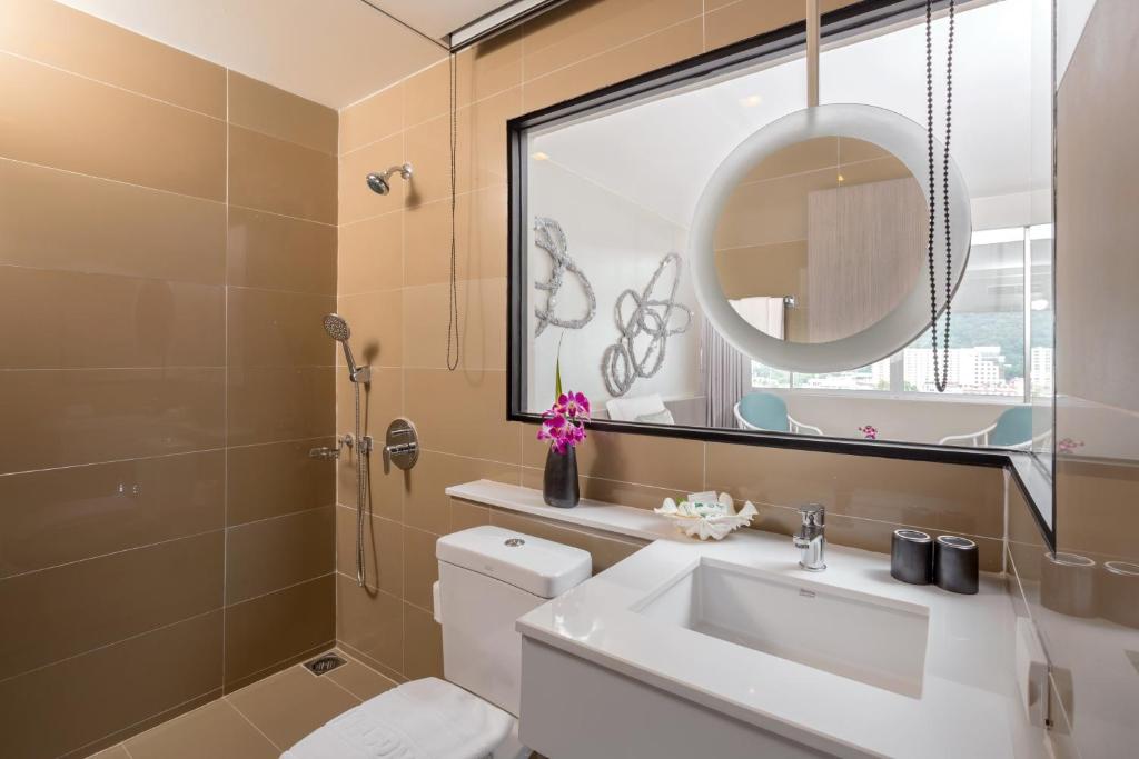 Pearl Hotel Phuket - Resim 3