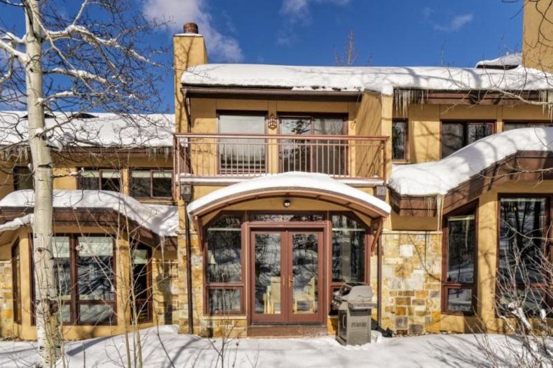 Snowmass Woodrun V 3 Bedroom Ski In, Ski Out Mountain Residence In The