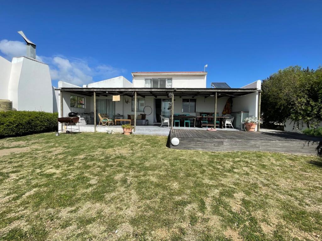 House in Hannasbaai, St. Helena Bay (updated prices 2024)