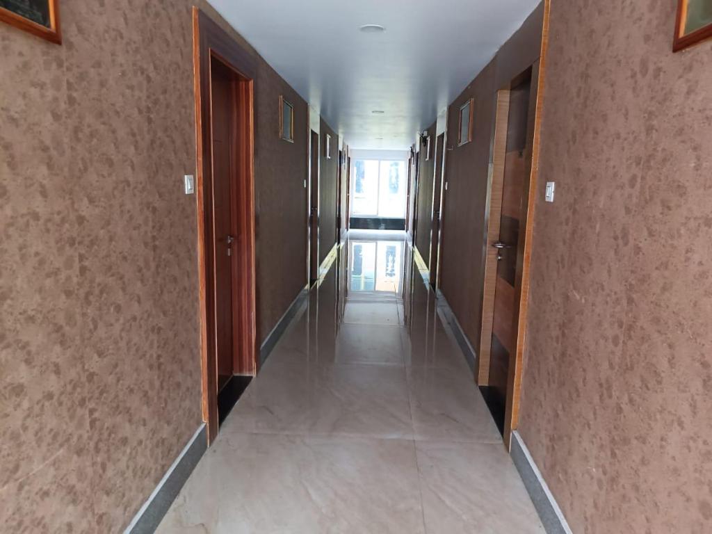 Fotografie z fotogalerie ubytování Hotel Woodside Prestige v destinaci Tirupati