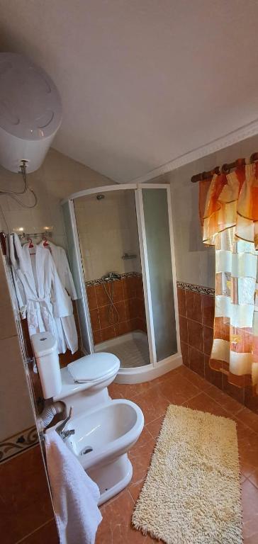 Koupelna v ubytování Eni's Villa