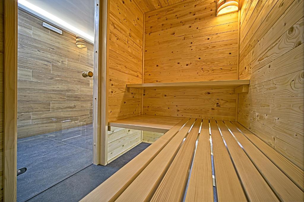 Villa Nesa - beautiful guest house at continental Croatia with Outdoor swimming pool, Sauna and 3 Bedrooms - Вилла с частным бассейном