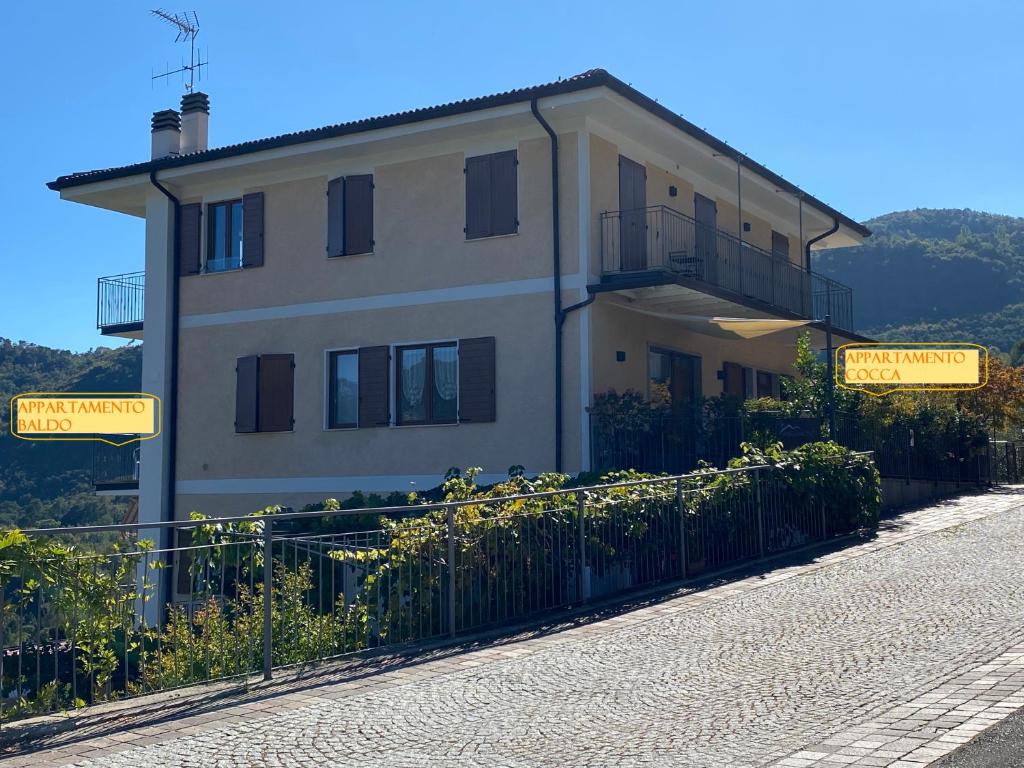 Nespecifikovaný výhled na hory nebo výhled na hory při pohledu z apartmánu