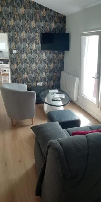 Posedenie v ubytovaní T1 indépendant Cosy 150m plage