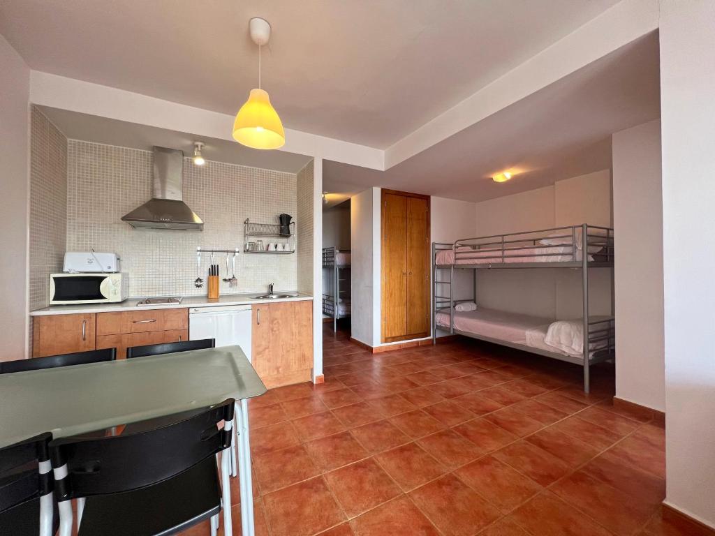 Kuchnia lub aneks kuchenny w obiekcie Apartamentos Sierra Nevada 3000