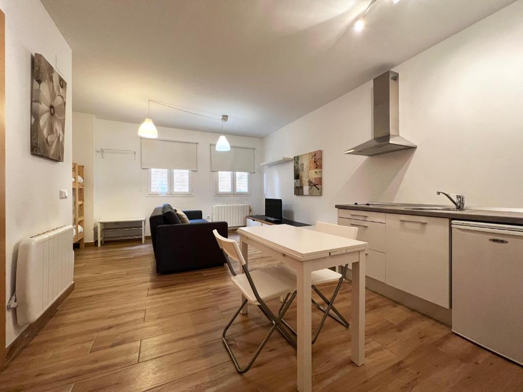 Kuchnia lub aneks kuchenny w obiekcie Apartamentos Sierra Nevada 3000