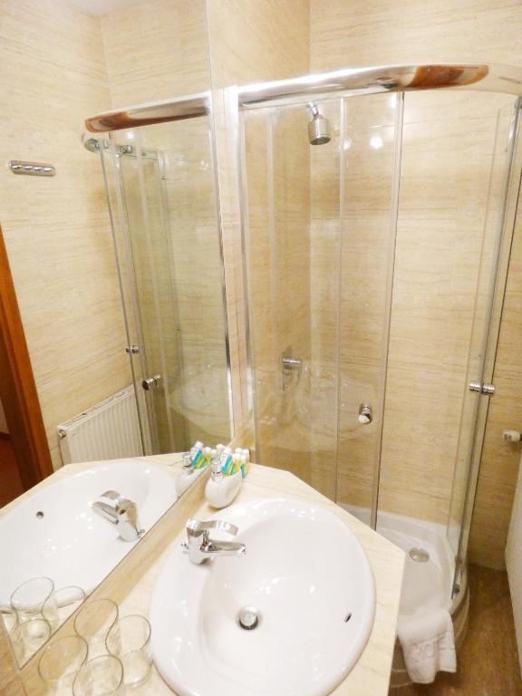 Aparthotel Adler - Resim 38