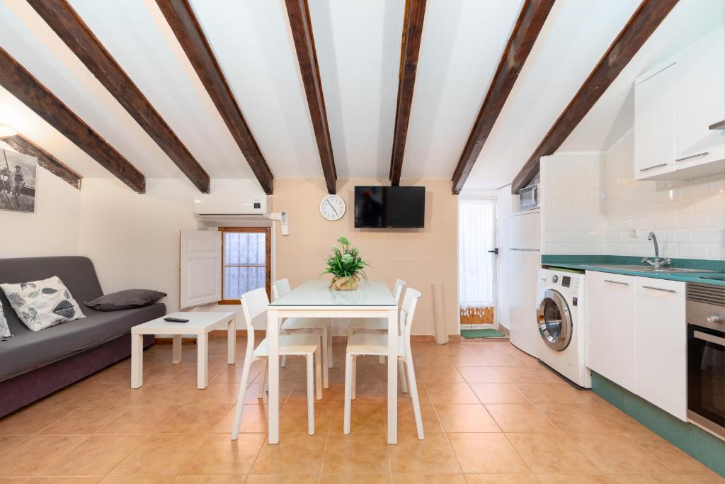 Malvarrosa Las Arenas II, Valencia – Updated 2023 Prices