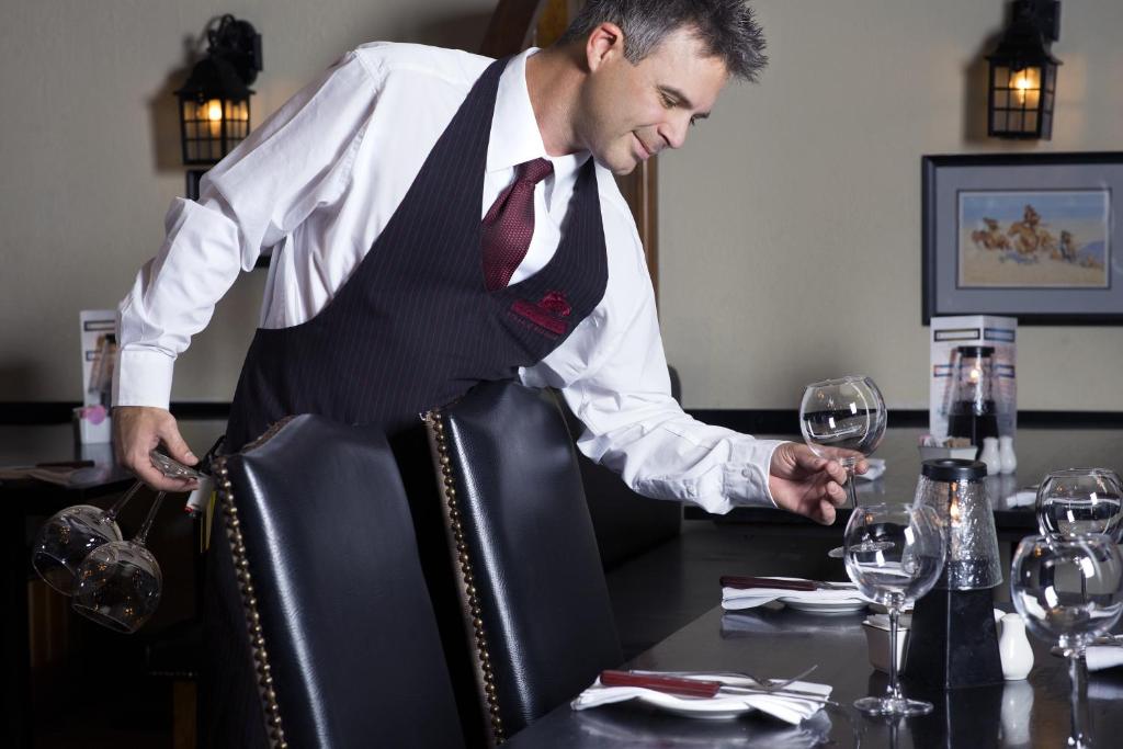 The Oakes Hotel Overlooking the Falls - Resim 36