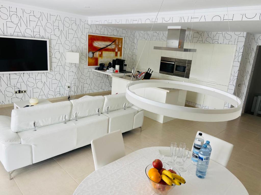 Kuchyň nebo kuchyňský kout v ubytování Olivia Holidayhouse Maspalomas
