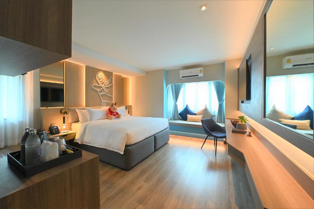 
Family Room with Bath
