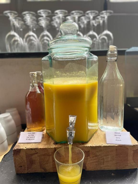 Zero Box Lodge Coimbra - Resim 22