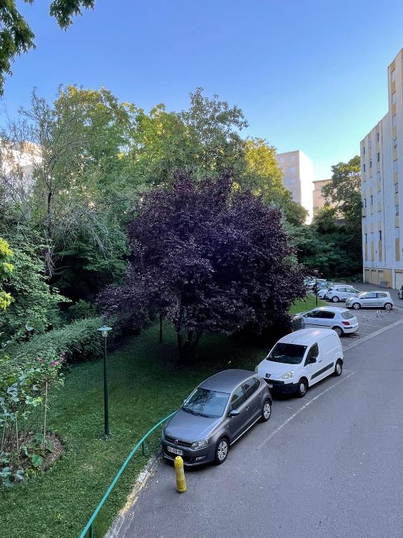 Fotografia z galérie ubytovania L’Oradou - Neuf - Tout équipé - Parking - Wifi v destinácii Clermont-Ferrand