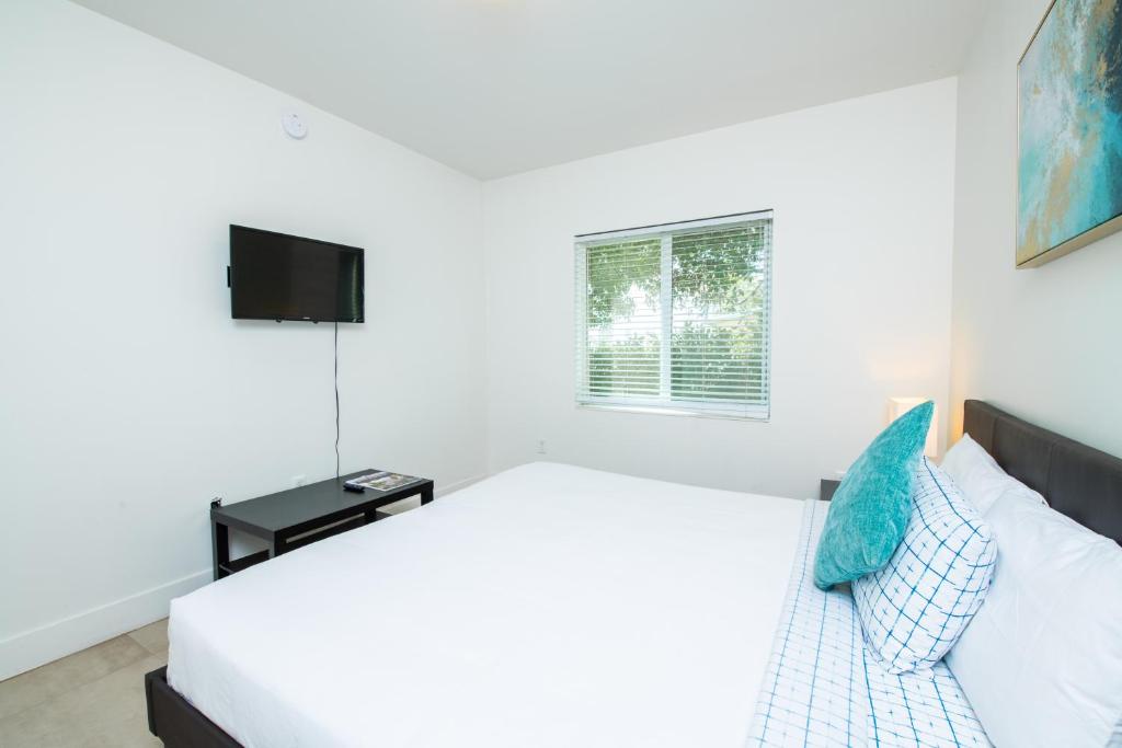 Spacious entire Apartment with Free Parking - Appartamento Con Due Camere Da Letto