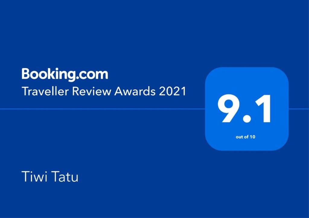 Certifikát, hodnocení, plakát nebo jiný dokument vystavený v ubytování Tiwi Tatu