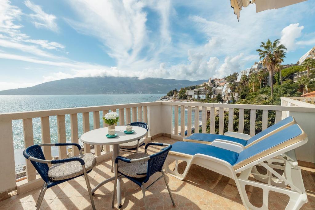 Palma Apartments - Apartment With Sea View
