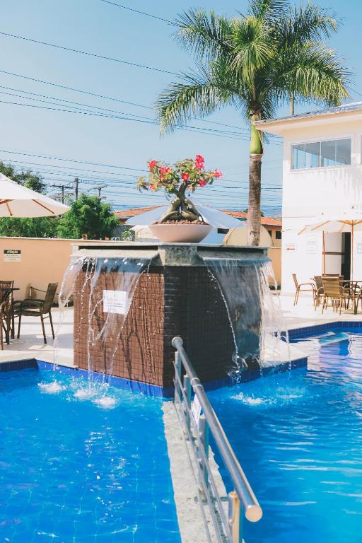 Bazén v ubytování Pontal Praia Hotel nebo v jeho okolí