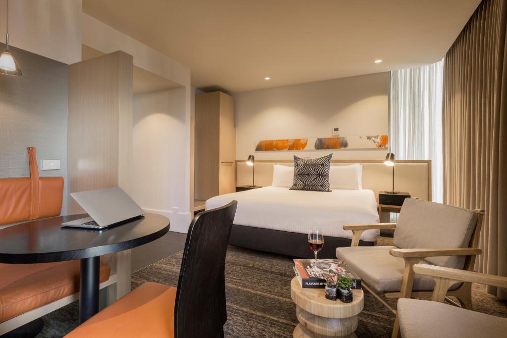 Brady Hotels Central Melbourne - Resim 3