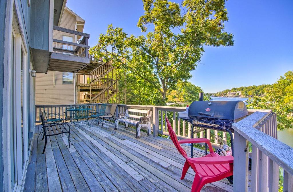 Lakefront Rocky Mount Home with Private Dock!, Rocky Mount (updated