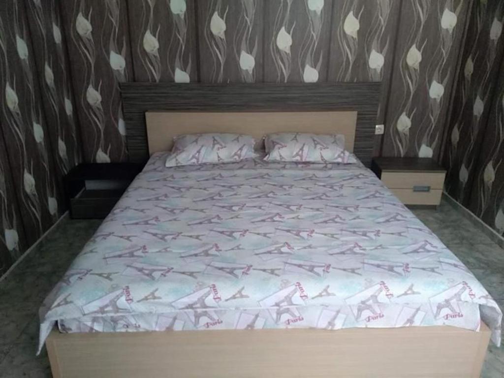 23 persons Bungalow in nice complex for familyにあるベッド