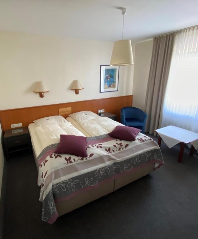 Hotel Exquisit - Economy Double Room